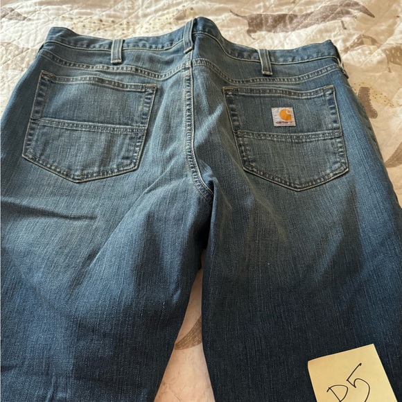 Carhartt Blue Relaxed Jeans with Fading and Straight Leg Cut - Picture 4 of 4